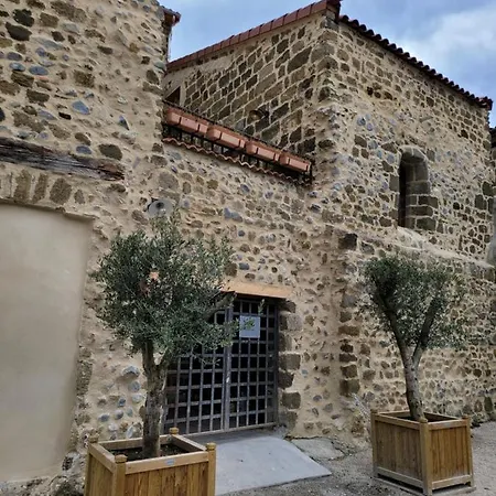 Hotel 19 4*