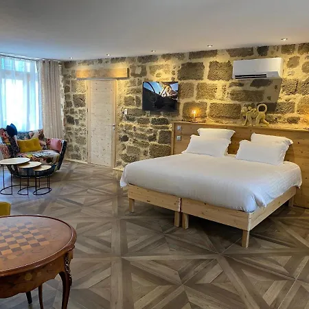 19 Hotel Langeac