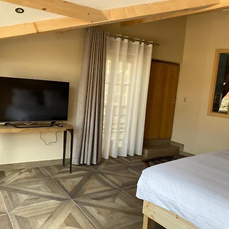 Hotel 19 4*
