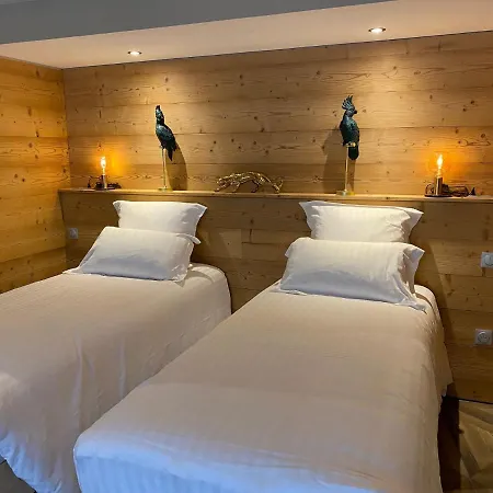 Hotel 19 4*